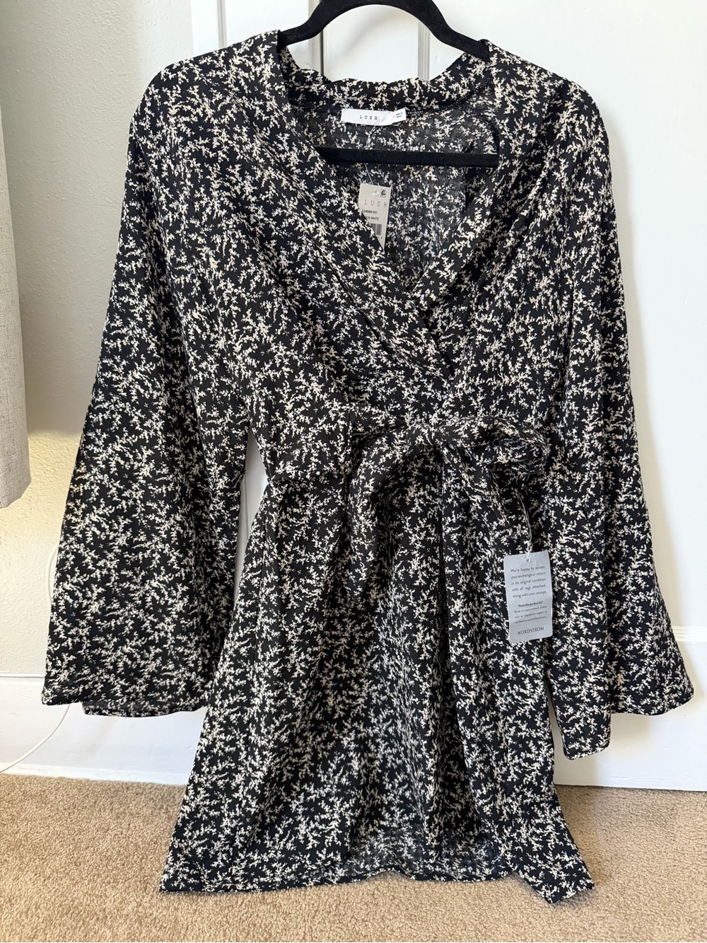 NWT Lush Wrap Black and White Ditsy Floral Dress